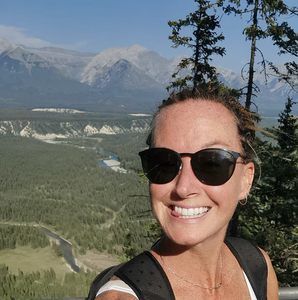 Meet your Posher, Marie-josée